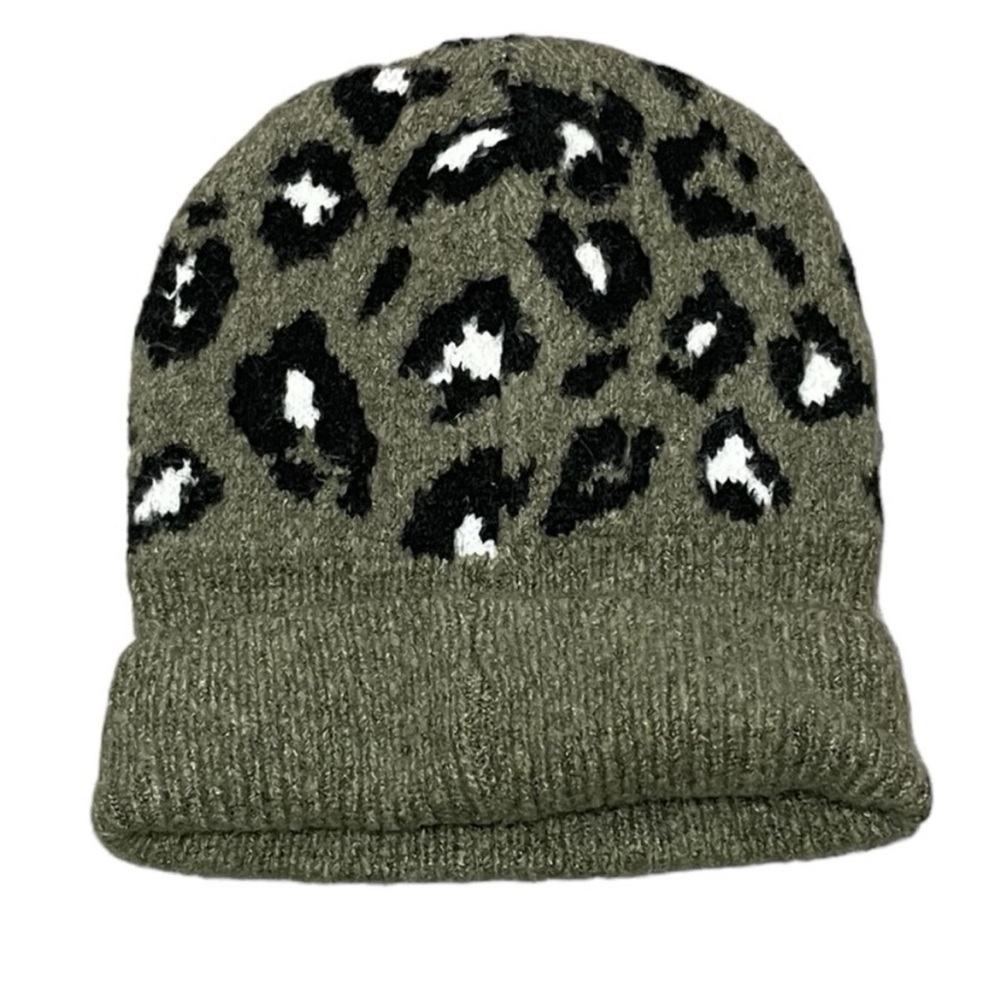 American Eagle Outfitters Green Leopard Print Beanie